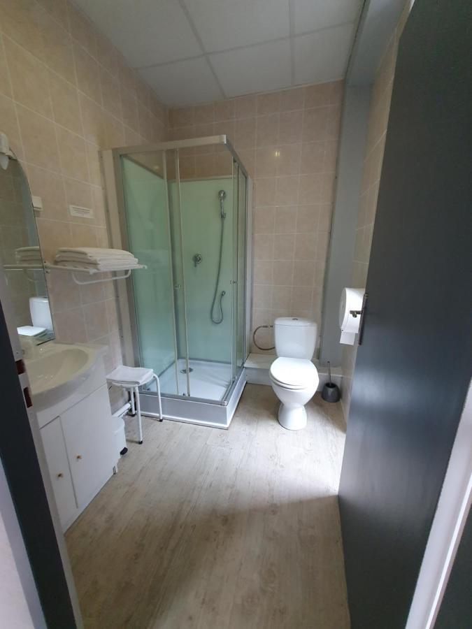 Auberge La Caverne 라헝스 외부 사진