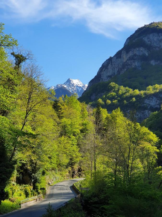 Auberge La Caverne 라헝스 외부 사진