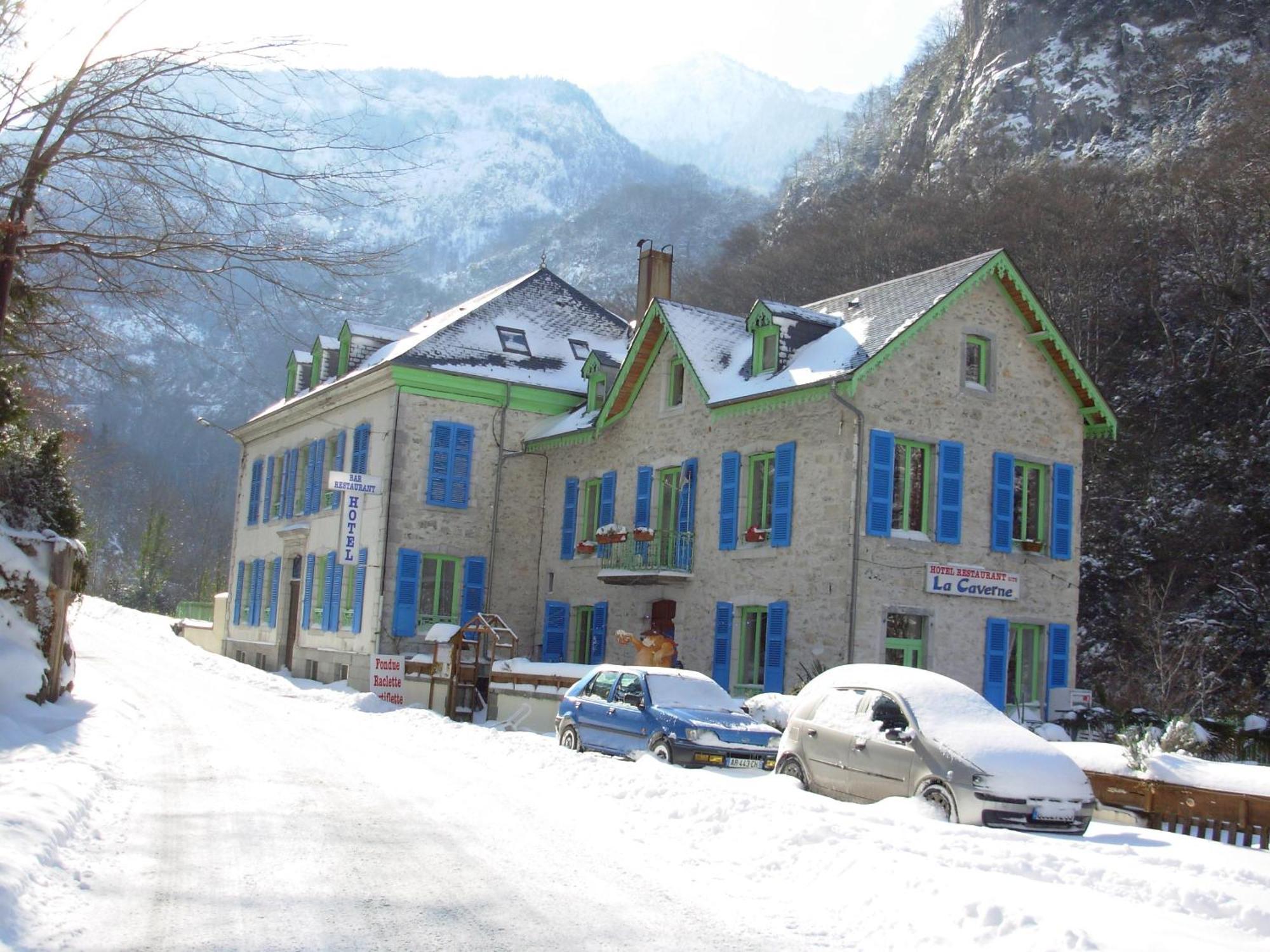 Auberge La Caverne 라헝스 외부 사진