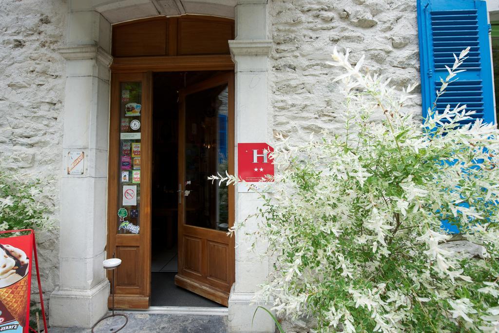 Auberge La Caverne 라헝스 외부 사진